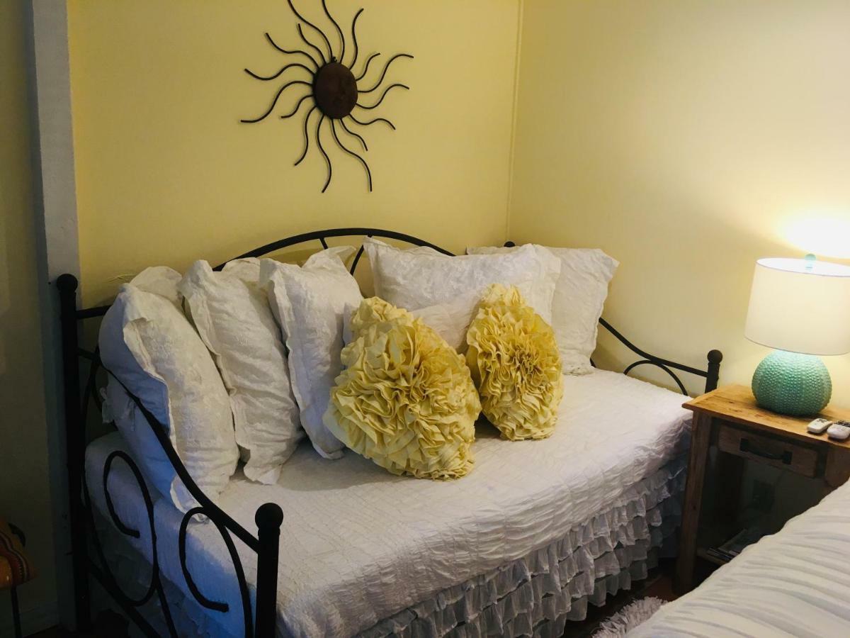Casa Del Sol Bed And Breakfast Lakeway Bagian luar foto